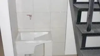 Galpon y Locales en venta en estrat&eacute;gica ubicaci&oacute;n