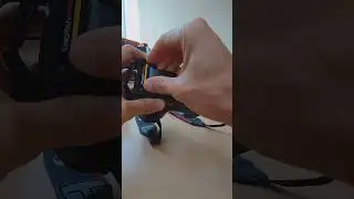 Заправив плівку в Canon EOS 500