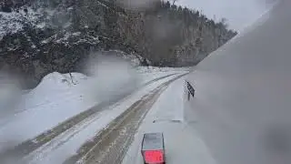 Seguimos trabajando mi compa, la nieve no nos va a parar