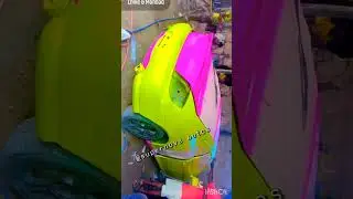 Watch this scratched car turn brand new with professional auto painting#CarPainting  #AutoBody 