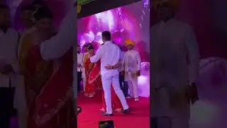 अक्षय कर्डिले यांच्या लग्न समारंभावेळी आमदार संग्राम भैय्या शितलताई जगताप...#sangramjagtap
