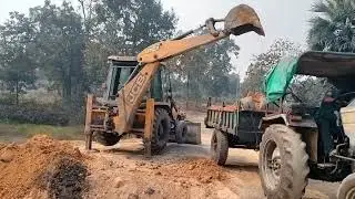 #New 3DX @JCB video soal loading on @Eicher 380.