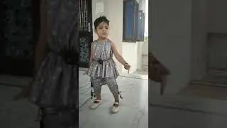 sana khan ka slow motion dans😍😍😍😍😍