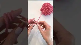 Knit stitch - slow motion 💫 Continental knitting🩵