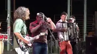 AGUARRIBA   EL BOLICHE ESTA DE FIESTA