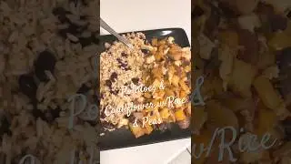 Fingerling Potatoes, Cauliflower, Tomatoes, Bell Pepper w/Rice & Peas #plantbasedkitchen