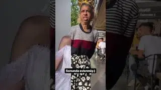 Ayşo sonunda evlenmiş #shortsyoutube #eğlencelivideolar #komikvideolar #aysor#evlenmeteklifi #fypシ