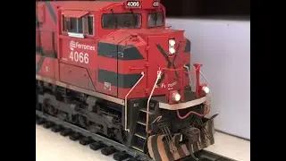 Mi colección de trenes a escala HO Especial 300 suscriptores