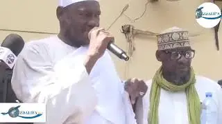 Imam Abdoulaye Koïta démonstration du Hajj Formation pour pèlerinage agence Muzdalifa