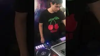 DJ JUAN MORENO PRESENTS (REVEALED SELECTOR) (TOPS)