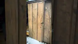 SHED HACK - Here is a little trick to keep your Shed doors open #shorts
