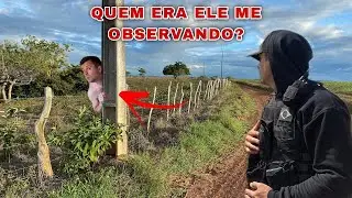 UM HOMEM MISTERIOSO ME OBSERVAVA EM SILÊNCIO E FOI ATERRORIZANTE