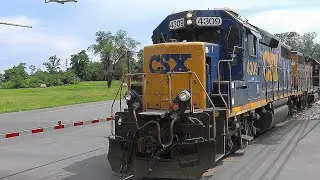 A Short Chase Of CSX Local Mixed Freight Train D788