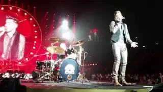 Under Pressure - Queen + Adam Lambert, Milano 2015 - 1080p