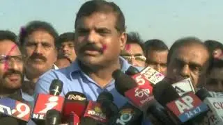 AP Minister Botsa Satyanarayana Review on Local Problems @ Ananthapur
