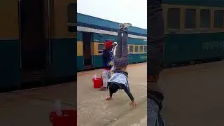 Perfect Handstand Balance! ⚖️ Is This Control Easy to Hold? (Core Stability) 🔥💪🤯