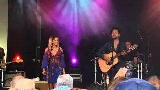 The Shires Covering Fleetwood Mac, Dreams at Cornbury Festival 2015