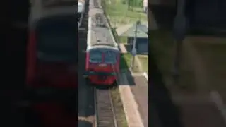 ЭД9М-0226 отправляется со станции