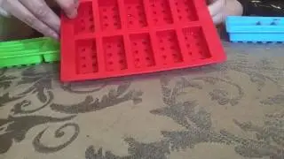 PRODUCT REVIEW:  8 piece silicone lego molds