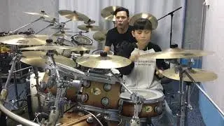 发一个以前的视频，妞妞架子鼓演奏，邓紫棋的《喜欢你》