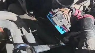 7.3 high pressure oil line finger loose!