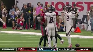 Baker Mayfield Forgets About His Injury to Talk Trash! 