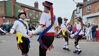Moulton Morris Men 'Saturday Night' at Moulton Village Festival