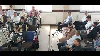 Ilie Puha și prietenii la Voitinel ~ În Cartea Sfântă am citit...