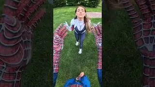 Spider-Man vs Spider-Girl in Love 💕 #spiderman #crazygirl #romantic #love #minecraft #parkour #pov