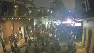 Thousands partying on Bourbon Street as Mardi Gras comes to a close