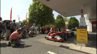Shell V-Power Nitro + and Felipe Massa, in F1 street demo in Poland