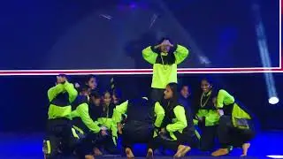 HIP HIP – EMINEM + MJ | Grade 9 A & B