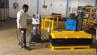 Bellow Type Hydraulic Scissor Table By Raj Gauri Engineering