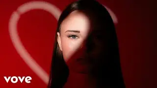 Need You Stay (Official Music Video) - Novi | Original Song 2025  | VOVE Premiere