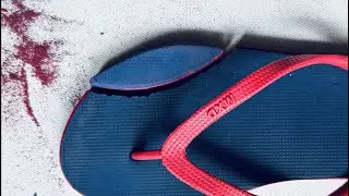 Lure from foam rubber slippers - إغراء من النعال المطاطية الرغوية