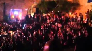 מוניקה סקס / מכה אפורה