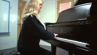 Cecilia Scott plays Beethoven Sonatina in F major