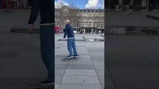 Place de la R&eacute;publique #skateboarding #skate #paris #france #smooth #style