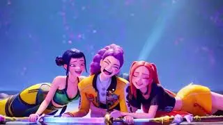 KPop Demon Hunters: Rumi's Purple Hair Stare Dance! 🪭💫 #Huntrix #kpdh #AnimeDance  #DemonHunters