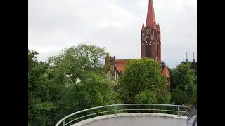 Lichterfelde West: freie helle 2-Zimmer-Wohnung, Balkon, inkl. TG-Stellplatz