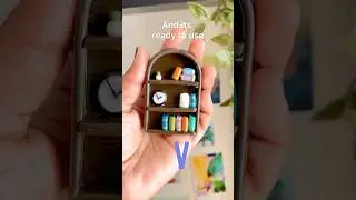 Sculpting a book shelf from my handmade clay 📚 #handmadeclay #cuteclayart @CraftedWithClay