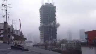 Uni Turm Sprengung    Frankfurter Uni Turm wird gesprengt AfE Turm Sprengung HD