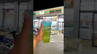 Green apple juice x jelly mix in #7eleven #thailand #howto #foryou #asmr #shorts #drink #cocktail