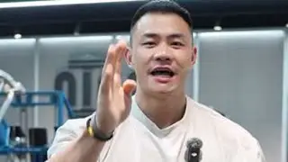 兄弟们备赛期间来个库存 挑战带粉丝练出大肌肉第4站，肩部训练，希望能给大家带来一些训练思路。训练怪兽 #训练怪兽