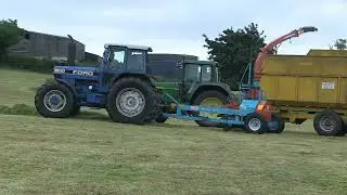 FORD 8630 AND MENGELE SH40N FORAGE HARVESTER