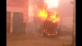 Kasganj: Fresh violence erupts after mob set ablaze a shop, Internet service shut down
