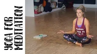 YOGA FOR MEDITATION | Lola Berry