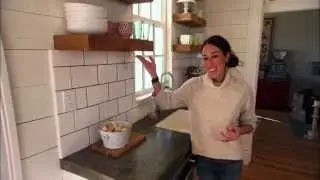Open Shelving | Fixer Upper | HGTV Asia