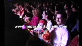 İbrahim Tatlıses - Yürüyorum Dikenlerin üstünde (Mega Show)