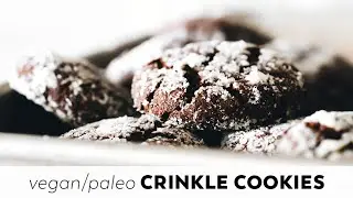 Chocolate Crinkle Cookies // vegan + paleo